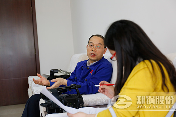 德赢VWIN手艺总监贾金岭接受劳模风范栏目采访