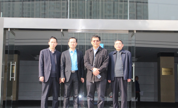 美国加州大学新能源杨阳教授旅行德赢VWIN