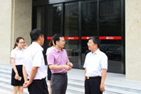 河南省商务厅副厅长张雷明莅临德赢VWIN调研 -1